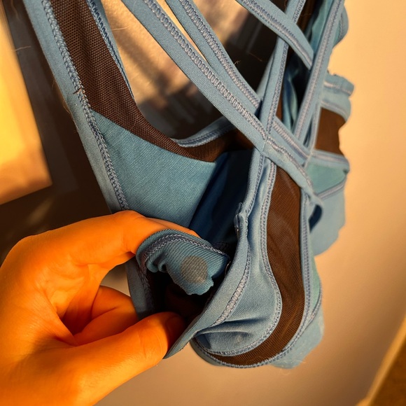 Lululemon Strap It Like It’s Hot sports bra - Picture 6 of 6